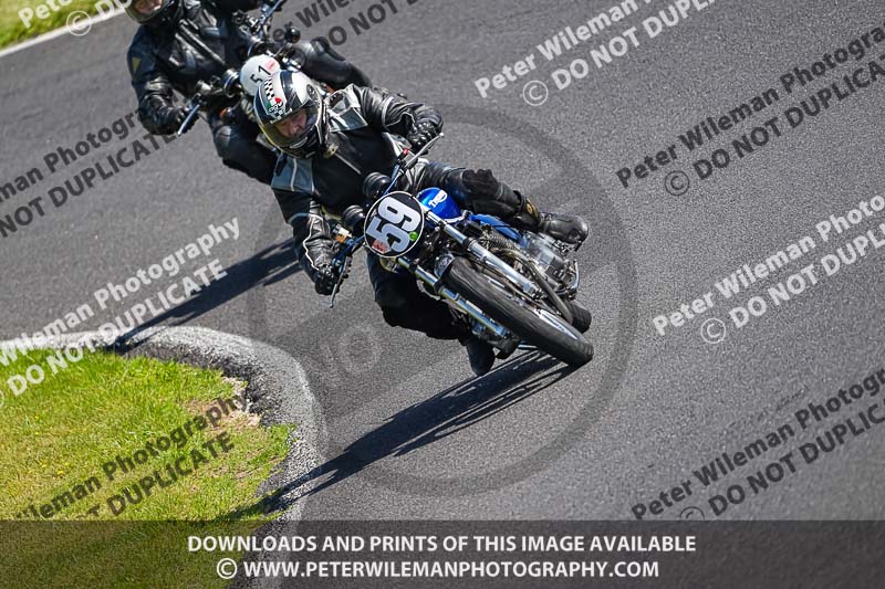 Vintage motorcycle club;eventdigitalimages;mallory park;mallory park trackday photographs;no limits trackdays;peter wileman photography;trackday digital images;trackday photos;vmcc festival 1000 bikes photographs